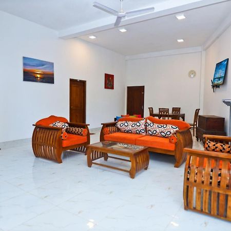 Thinaya Lake Resort Anurâdhapura Extérieur photo