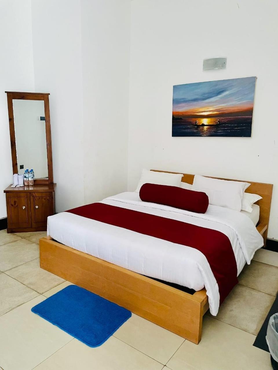 Thinaya Lake Resort Anurâdhapura Extérieur photo